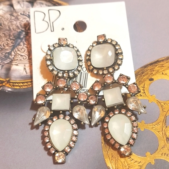 NWT Nordstrom BP Long Statement Earrings - Picture 5 of 5